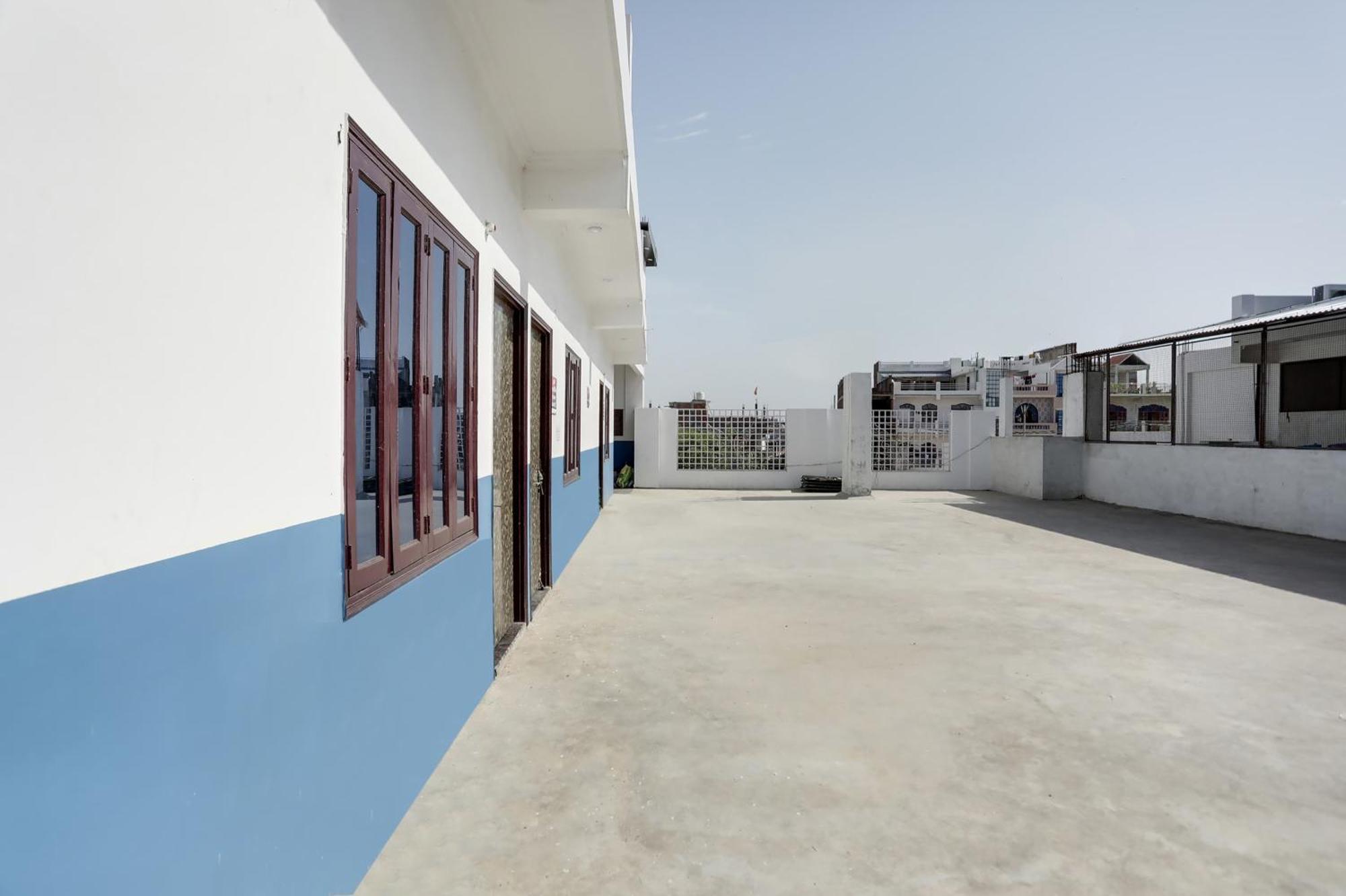 Hotel O Kiran Raj Palace Kanpur Exterior foto
